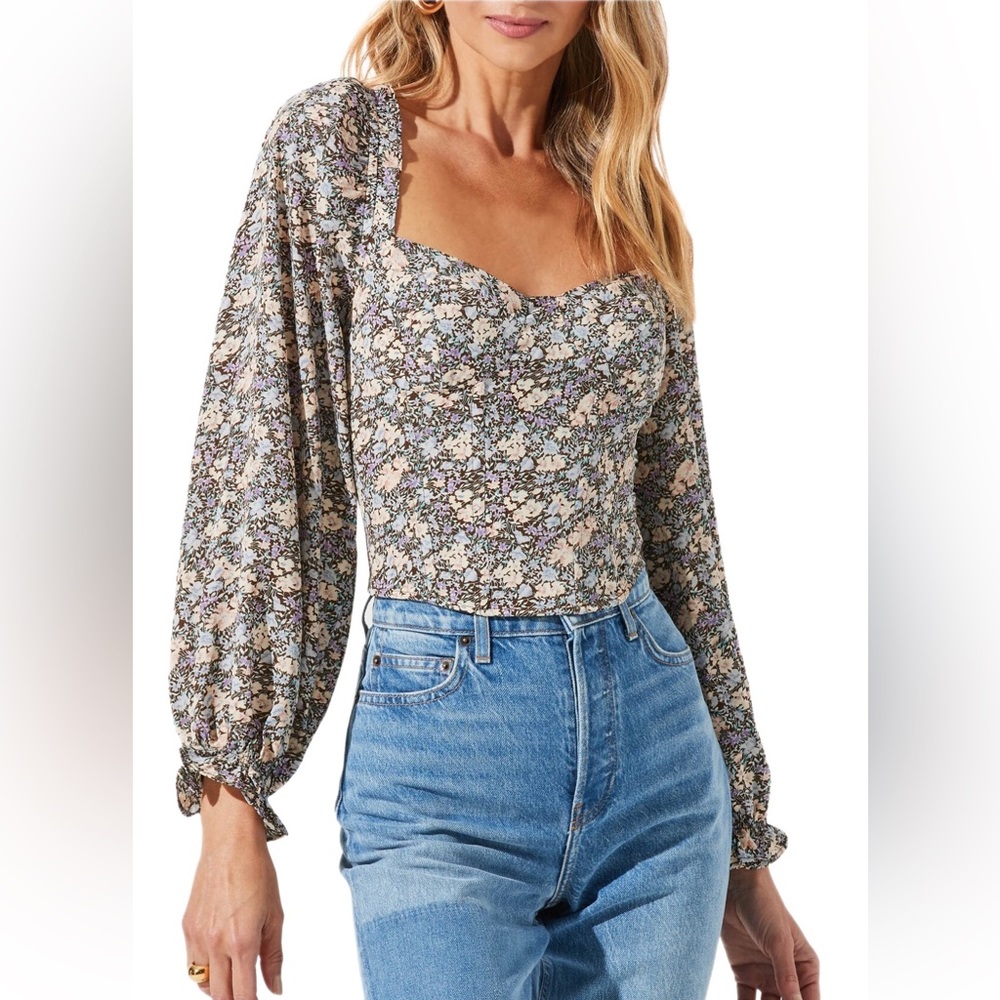ASTR The Label Brown/Peach Floral Print Balloon Sleeve Top